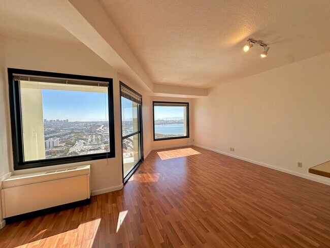 Foto del edificio - $500 OFF FIRST MONTH RENT - One Bedroom On...