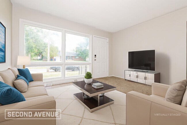 Foto del edificio - 4613 E 45th St