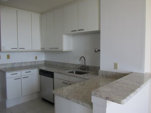 Foto del edificio - 100 Winston Dr