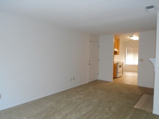 Building Photo - GOSFORD RD., 2720   A-D