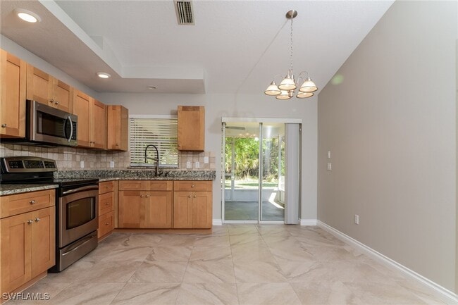 Foto del edificio - 2780 W Price Blvd