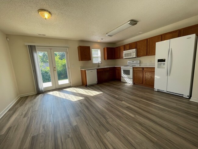 Building Photo - 6228 Sid Crane Dr