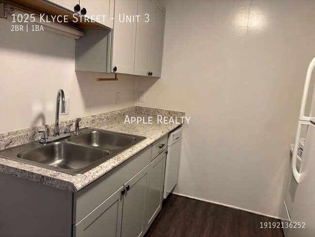 Building Photo - 1025 Klyce St