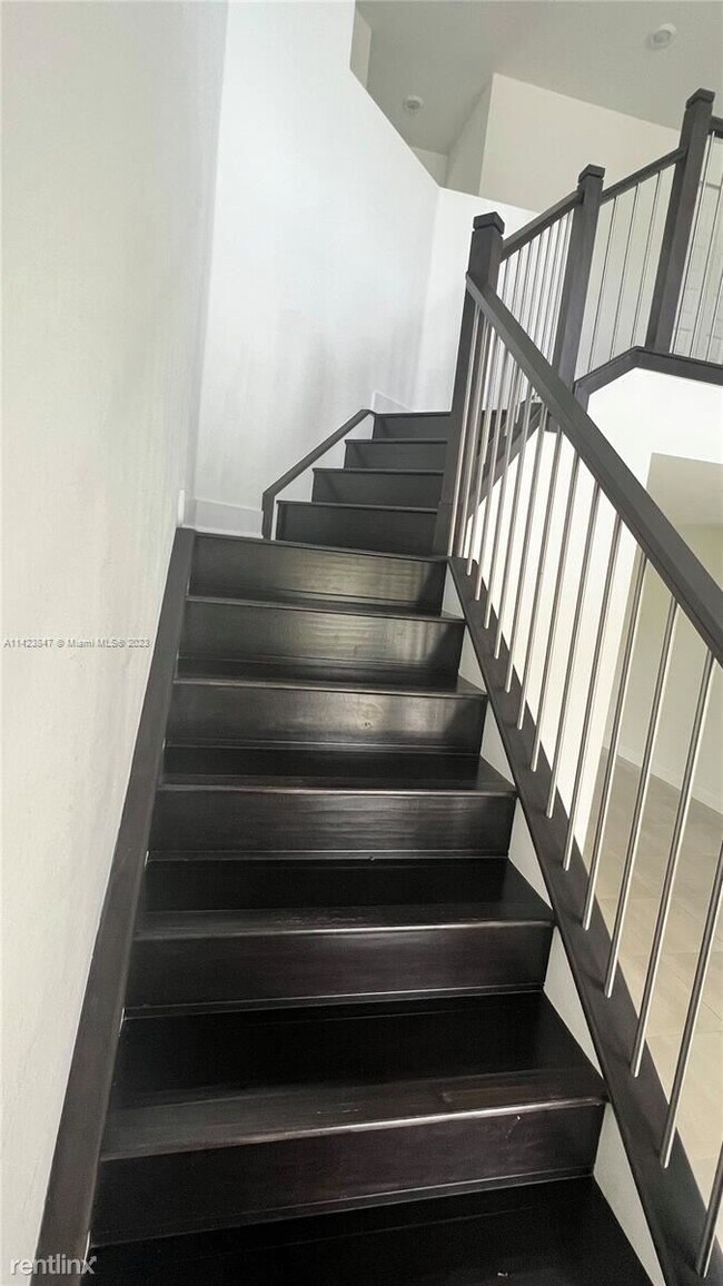 Foto del edificio - 5 br, 6 bath House - 10675 Coral St # 0