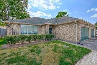 Building Photo - 717 Cedarwood Dr