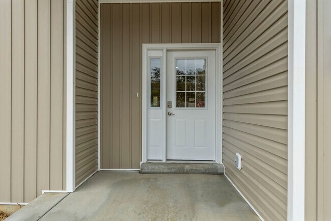 Foto del edificio - 630 Booneslick Rd