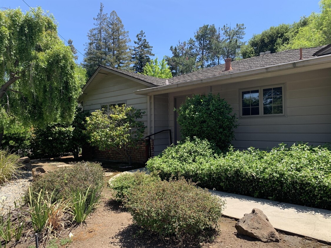 Primary Photo - 280 Mt Hamilton Ave