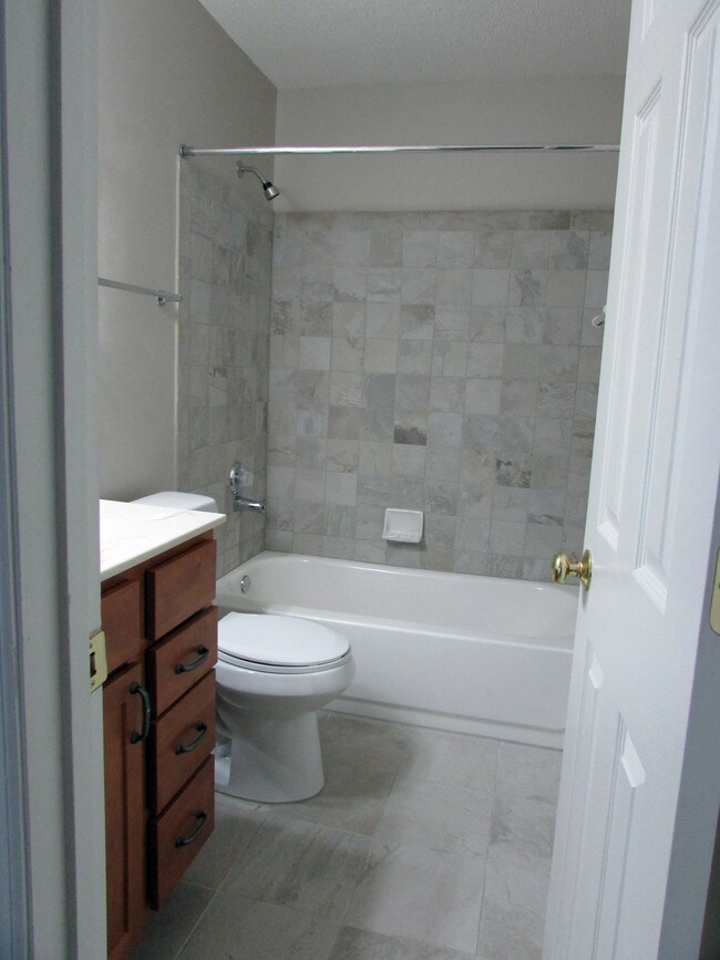 Wildwoods Of Lake Johnson Apartments 1200 Trillium Cir Raleigh, NC