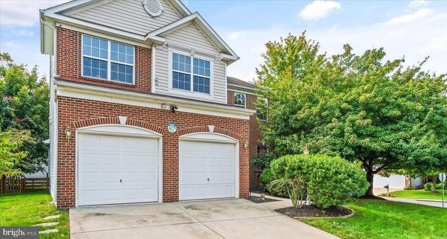 Building Photo - 9750 Granary Pl