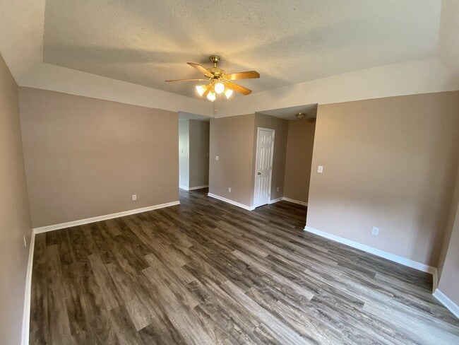 Foto del edificio - 3 bed/2 bath home in Cul-de-sac