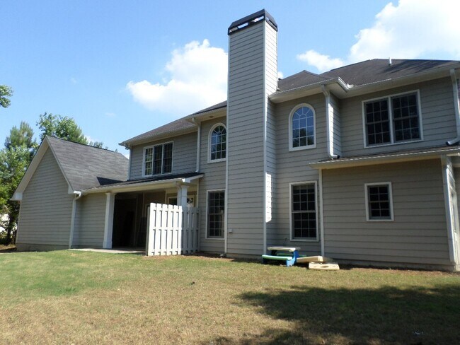 Foto del edificio - 700 Abercorn Dr SW