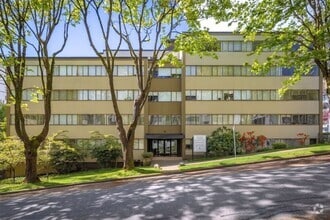 Building Photo - 1315 Broughton St