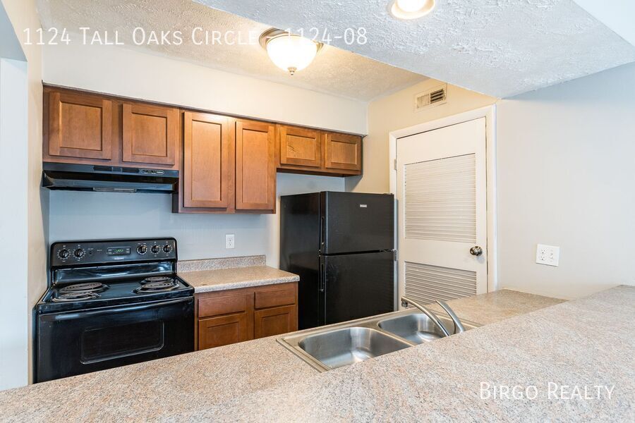 Foto principal - Quiet 1 Bed / 1 Bath APARTMENT in HARRISON!