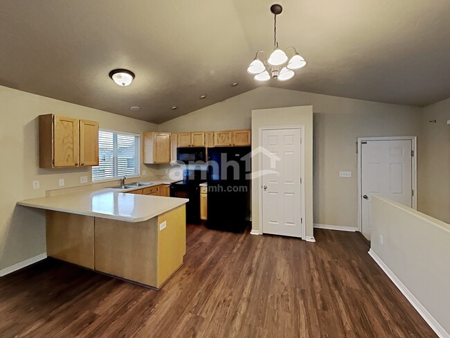 Foto del edificio - 2098 Blossom St