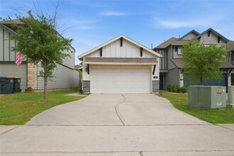 Building Photo - 116 Camelot Pl Ct