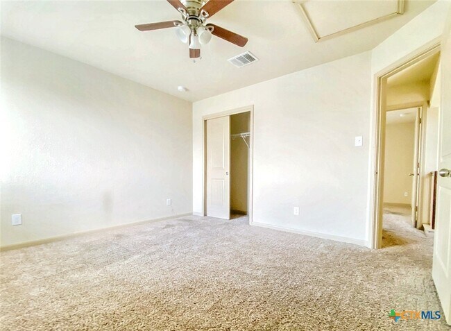 Building Photo - 723 Spectrum Dr