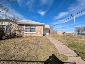 Building Photo - 9575 Gonzales Dr