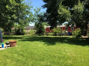 Building Photo - 4114 Dacca Dr