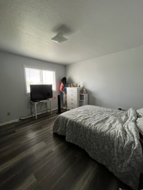 Foto del edificio - 406 E Plainview Ave