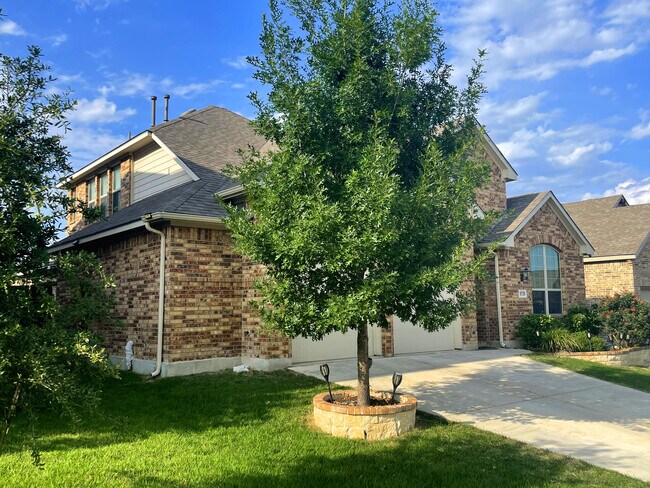 Building Photo - 9739 Innes Pl