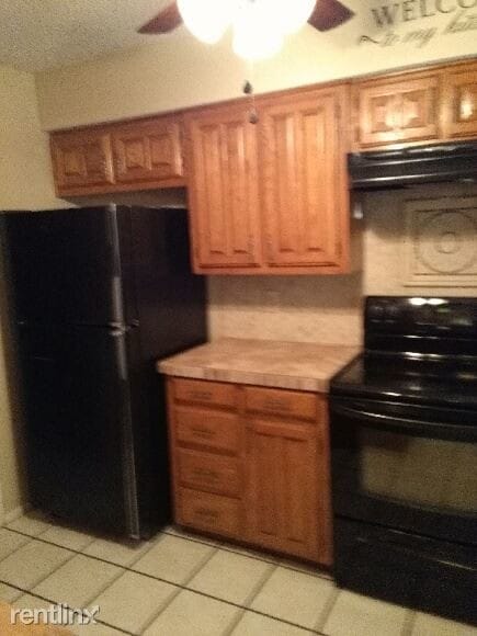Building Photo - 3 br, 2 bath House - 2700 Shepherds Glen