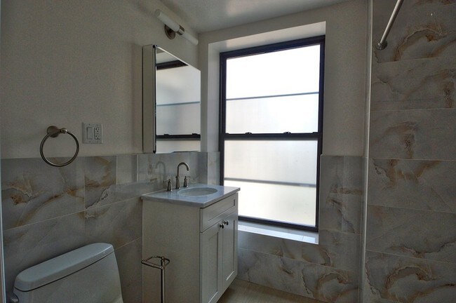 Foto del edificio - 500 W 110th St