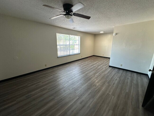 Building Photo - Bartlesville Cara Manor