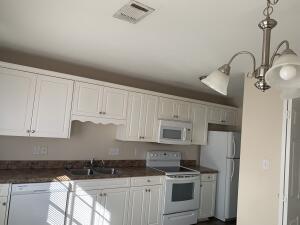 Foto del edificio - 326 Browning Dr