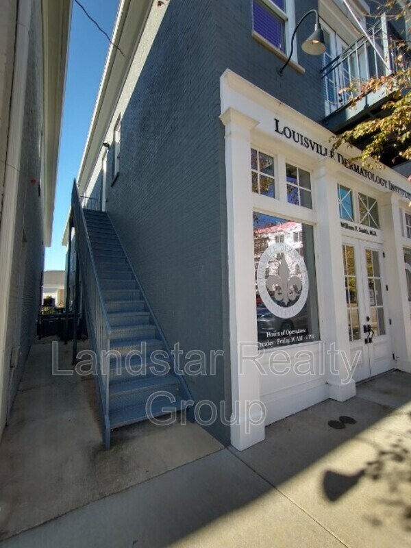 Building Photo - 10514 Meeting St
