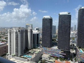 Building Photo - 1100 S Miami Ave