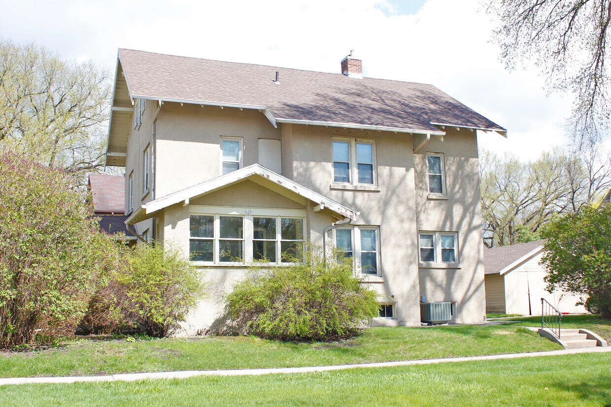 Exterior - 628 7th Ave
