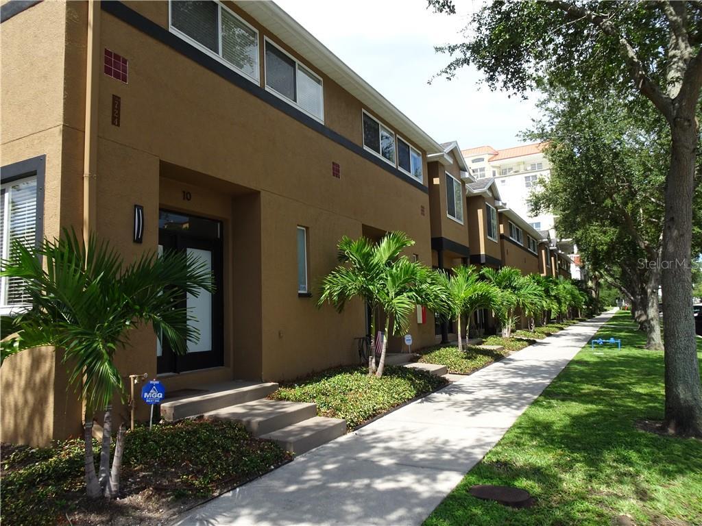Primary Photo - 724 4th Ave S