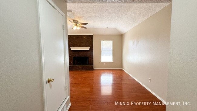 Building Photo - 2509 79th St