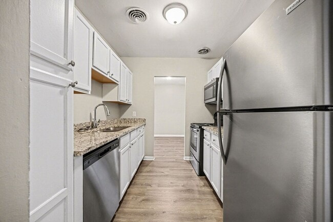 Photo - 3501 Section Rd Apartment