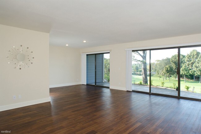 Foto del edificio - 1 Pine Valley Ln