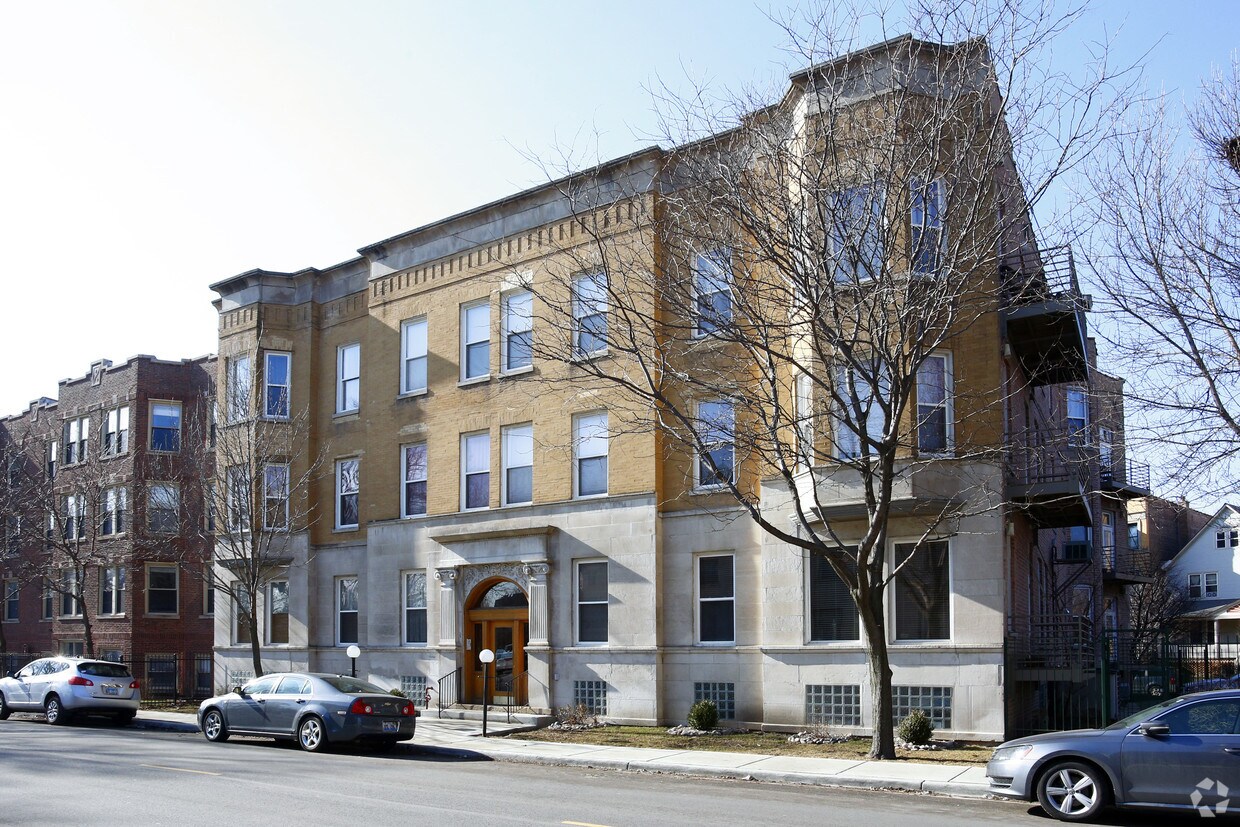 Building Photo - 6412-6414 S Woodlawn Ave