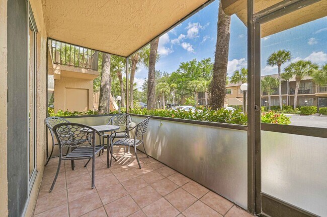 Foto del edificio - Beautiful Condo in South Naples
