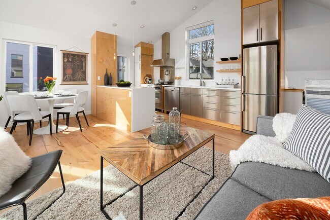 Foto del edificio - 2bd/1.75ba Seattle Townhouse