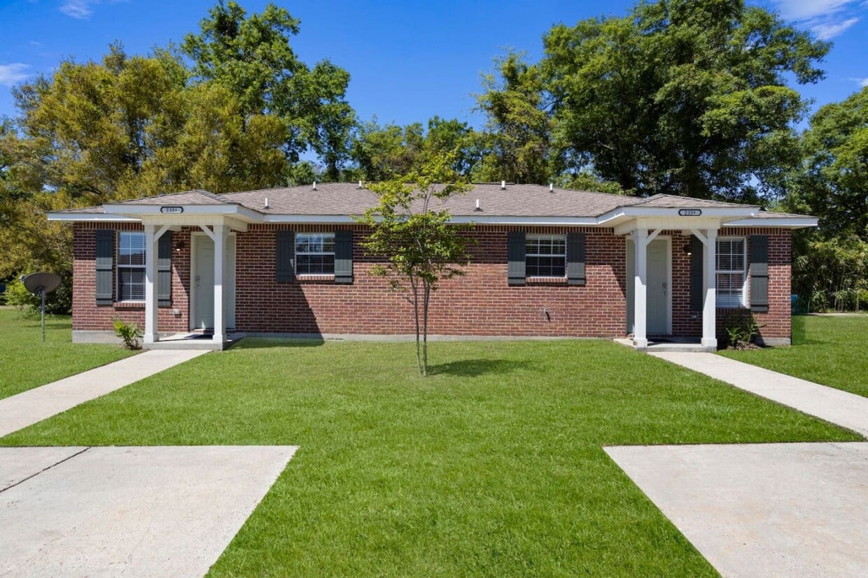 Primary Photo - Gulfport Duplex