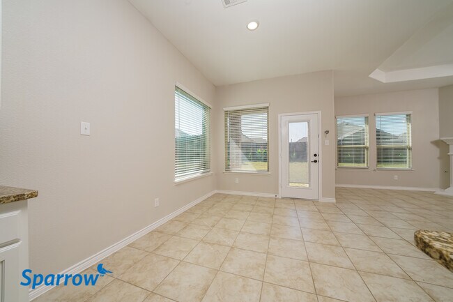 Building Photo - 3063 Maverick Dr