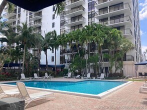 Building Photo - 3031 N Ocean Blvd