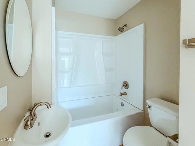 Building Photo - 1301 Kingswood Way