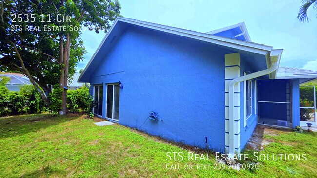Building Photo - 2535 11 Cir-