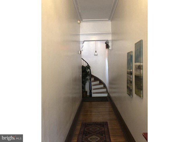 Foto del edificio - 1728 Pine St