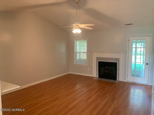 Building Photo - 303 Jacqueline Dr