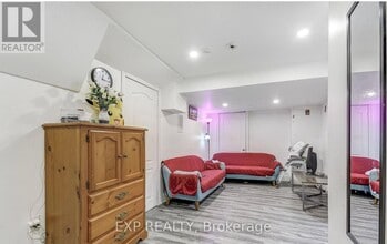 Building Photo - 127 Worthington Ave