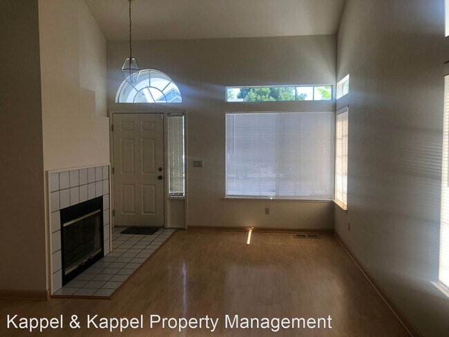 Building Photo - 3 br, 2.5 bath House - 205 Bridgewater Circle