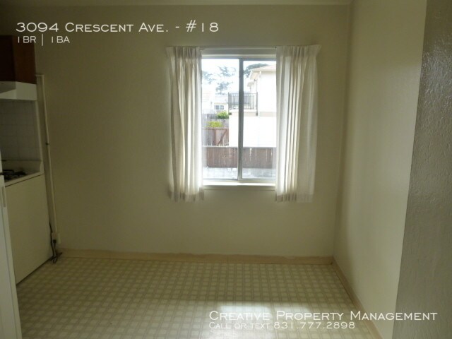 Building Photo - 1 Bedroom Apartment in Marina, Ca