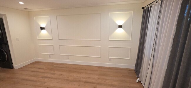 Foto del edificio - Steps from SJSU | 2 Master Suites | Gated + Parking |