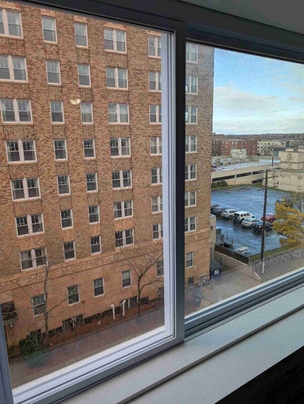 Foto del edificio - 2224 W Wisconsin Ave